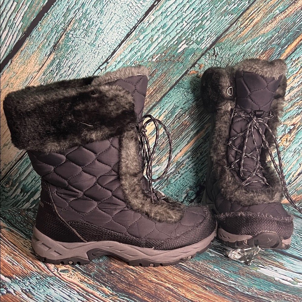 *❄️WINTER VIBE❄️L.L. Bean women's quilted winter snow boots